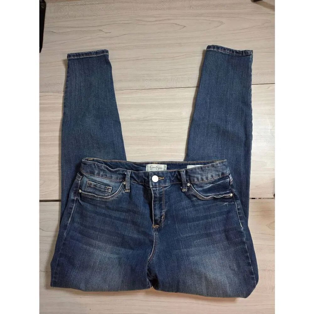 Jessica Simpson Kiss Me Skinny Jeans - Medium Wash - Size 10/30 - Distressed